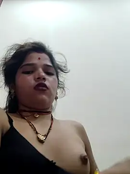 Snapshot of Mahek_love143 chatting on 06/26/26, 11:47 Mahek love143 online show from 06/26/26, 11:47