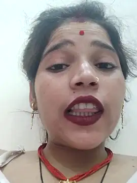 Snapshot of Mahek_love143 chatting on 07/12/26, 10:17 Mahek love143 online show from 07/12/26, 10:17