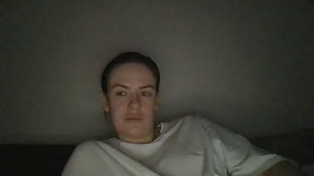 Veylonna online show from 10/31/25, 06:42