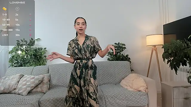 LoidaTatom online show from 10/08/25, 01:03