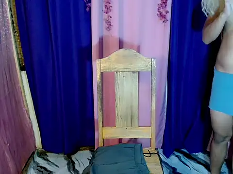 lustfull glacy online show from 03/03/26, 06:47