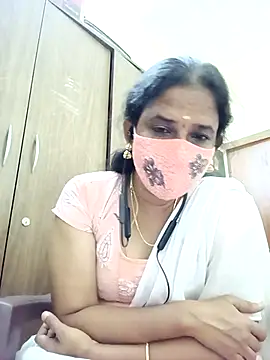 Snapshot of tamil_Boomika chatting on 04/19/26, 06:10 tamil Boomika online show from 04/19/26, 06:10
