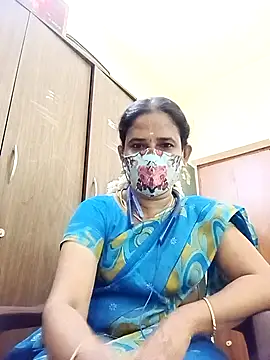 Snapshot of tamil_Boomika chatting on 04/21/26, 04:34 tamil Boomika online show from 04/21/26, 04:34