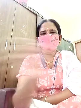 Snapshot of tamil_Boomika chatting on 04/24/26, 05:54 tamil Boomika online show from 04/24/26, 05:54