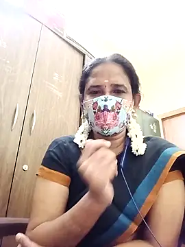 Snapshot of tamil_Boomika chatting on 04/25/26, 05:21 tamil Boomika online show from 04/25/26, 05:21
