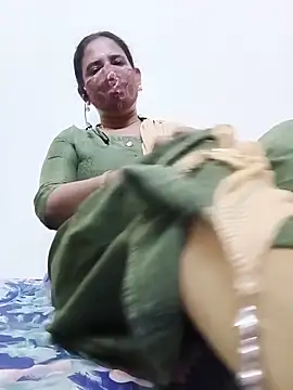 Snapshot of tamil_Boomika chatting on 06/03/26, 02:08 tamil Boomika online show from 06/03/26, 02:08