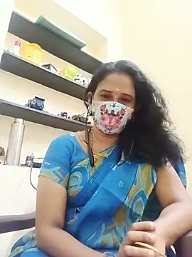 Snapshot of tamil_Boomika chatting on 07/08/26, 05:06 tamil Boomika online show from 07/08/26, 05:06