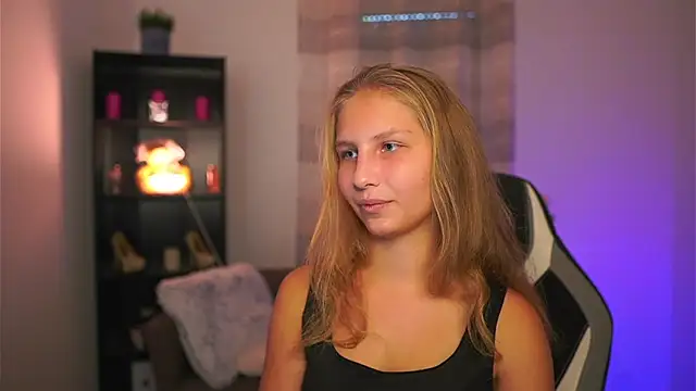 emmie murray online show from 10/25/25, 01:18