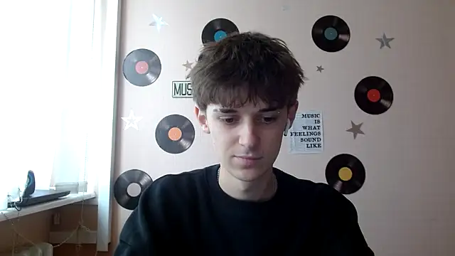 Hoot Dude  online show from 10/13/25, 12:49