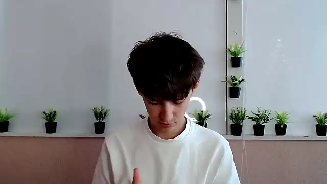 Hoot Dude  online show from 10/14/25, 11:55