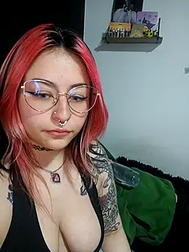 Iluromi online show from 10/25/25, 04:09