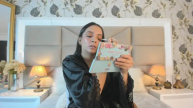 MayaDeLuca online show from 01/13/26, 01:05