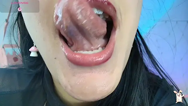 Hinata 21  online show from 10/02/25, 01:29