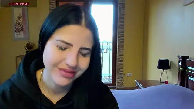 Malibu J online show from 10/28/25, 07:56