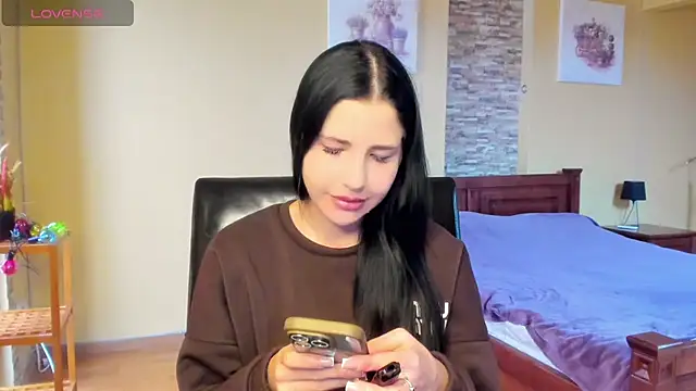 Malibu J online show from 11/23/25, 12:16