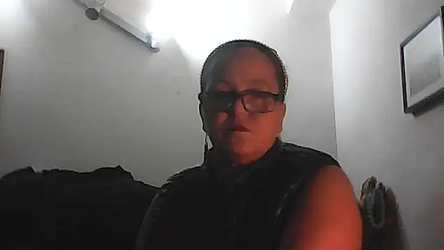 Snapshot of DOLCECOPPIA2025 chatting on 10/15/25, 03:39 DOLCECOPPIA2025 online show from 10/15/25, 03:39