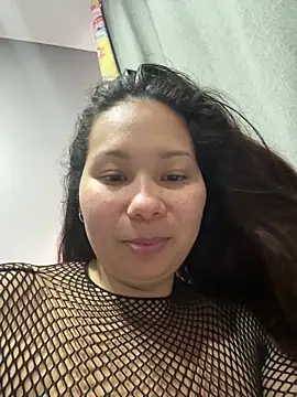 lachinita-32 online show from 10/18/25, 06:30