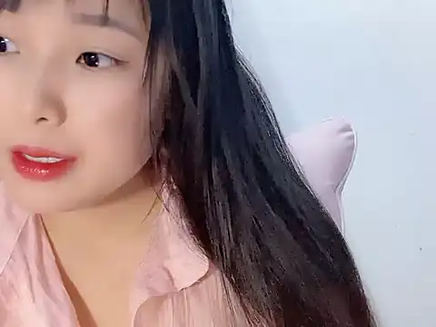 Snapshot of Lie_liee chatting on 07/08/26, 12:59 Lie liee online show from 07/08/26, 12:59