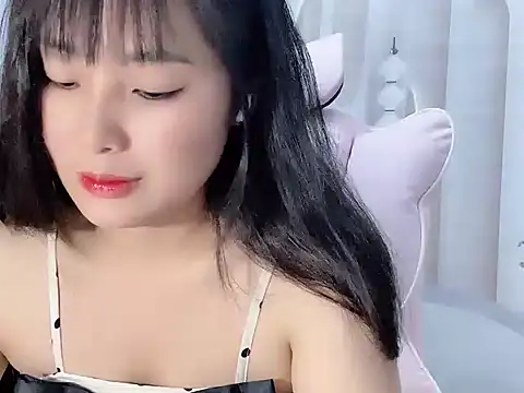Snapshot of Lie_liee chatting on 07/16/26, 12:38 Lie liee online show from 07/16/26, 12:38