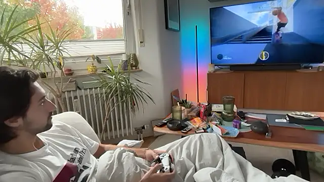 Passion-Frucht online show from 09/30/25, 02:00