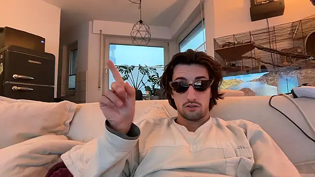 Passion-Frucht online show from 10/07/25, 05:59