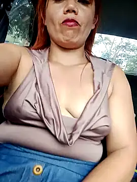 Tiffany-Parker  online show from 09/27/25, 05:07