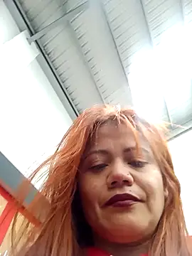 Tiffany-Parker  online show from 10/10/25, 12:59