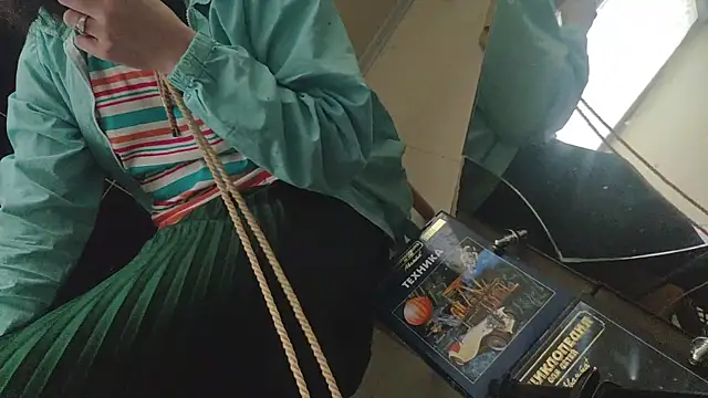 LilithsEve online show from 10/21/25, 01:23