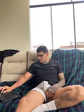 roa alee online show from 11/05/25, 07:14