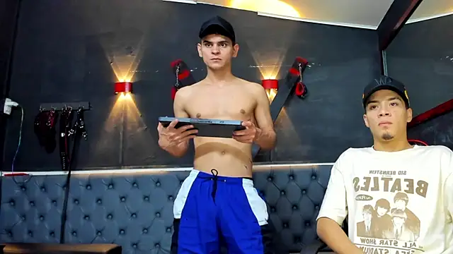 liam coleman25 online show from 12/01/25, 04:17