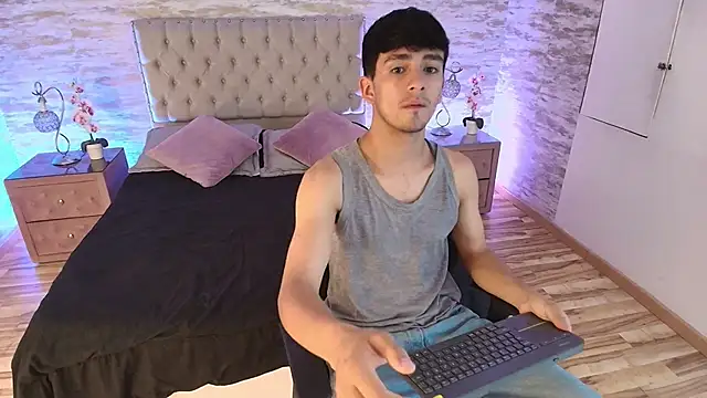 Axel Draven online show from 04/15/26, 12:12