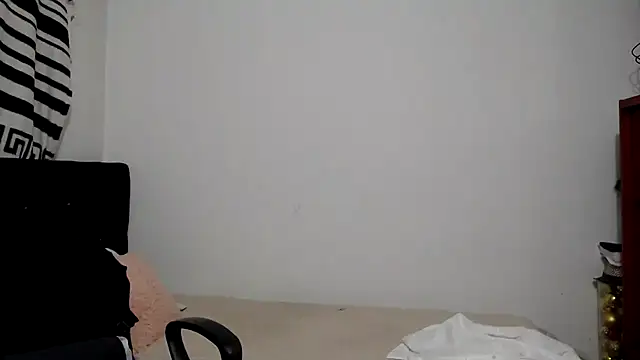 abrilsex23 online show from 11/01/25, 10:56