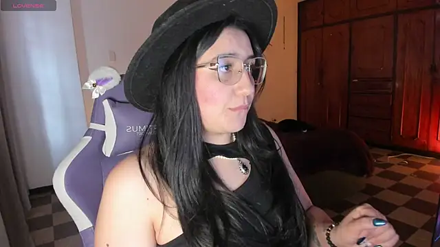 tellmemaddie online show from 07/04/26, 09:21