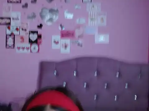 Snapshot of sabrinapaulson1111 chatting on 06/22/26, 03:25 sabrinapaulson1111 online show from 06/22/26, 03:25