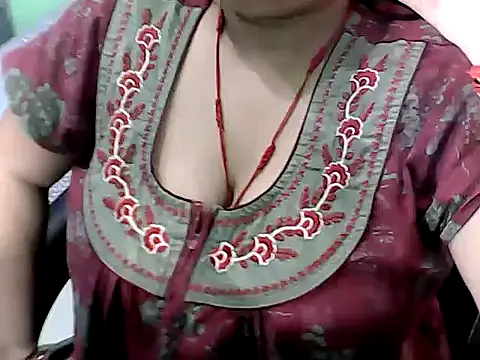 BABITA KUMARII online show from 04/14/26, 05:19