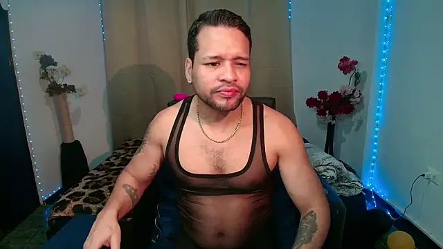 LucasGaeel online show from 04/17/26, 12:19