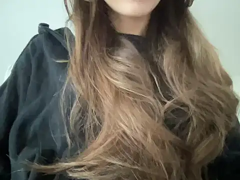 kisssangel online show from 10/24/25, 10:33