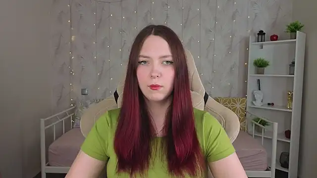Monica  Queen online show from 05/19/26, 05:25
