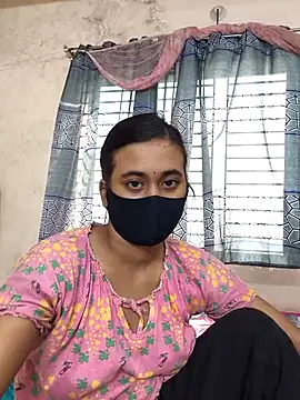 Love Queen11 online show from 10/25/25, 08:33