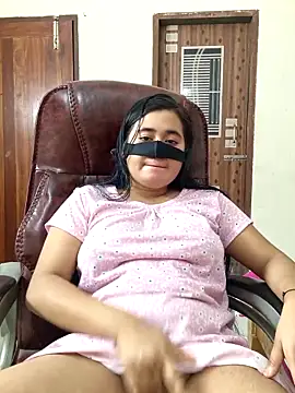 Love Queen11 online show from 04/10/26, 08:52