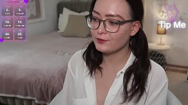 Victoriiabenett online show from 10/13/25, 05:46