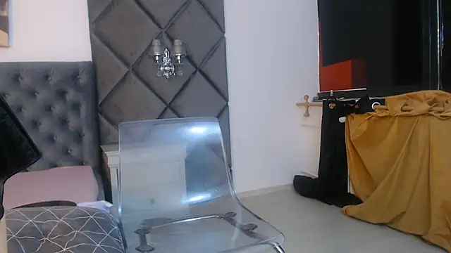 WendyChantal online show from 10/18/25, 06:05