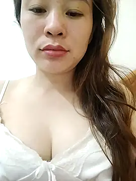 Girl Shy2000 online show from 10/19/25, 04:57