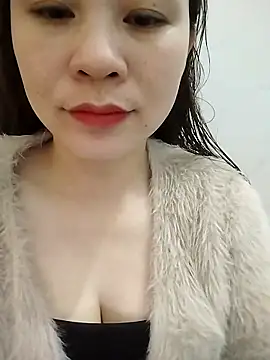 Girl Shy2000 online show from 12/17/25, 05:13