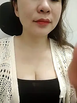 Girl Shy2000 online show from 03/31/26, 11:43