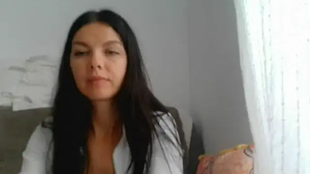 Lorivell online show from 10/29/25, 02:19