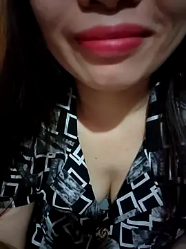 Meoweo 23 online show from 11/26/25, 02:01