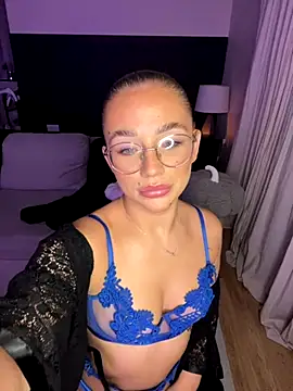 Snapshot of MissPixieRae chatting on 10/10/25, 11:37 MissPixieRae online show from 10/10/25, 11:37