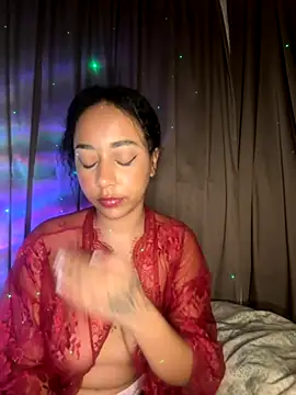 DarkFantisyxx online show from 10/19/25, 04:57