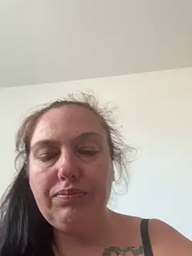 Eleanorxx online show from 09/25/25, 02:10